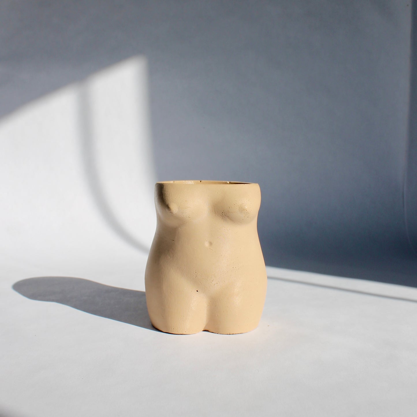 Olivia Vase