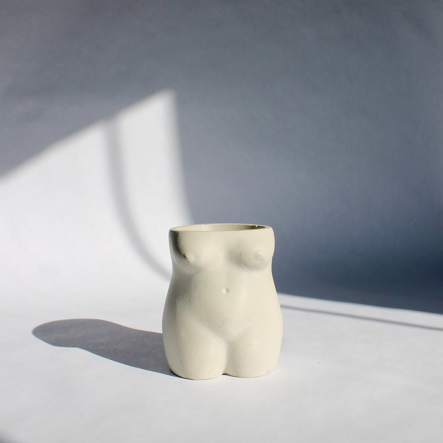 Olivia Vase