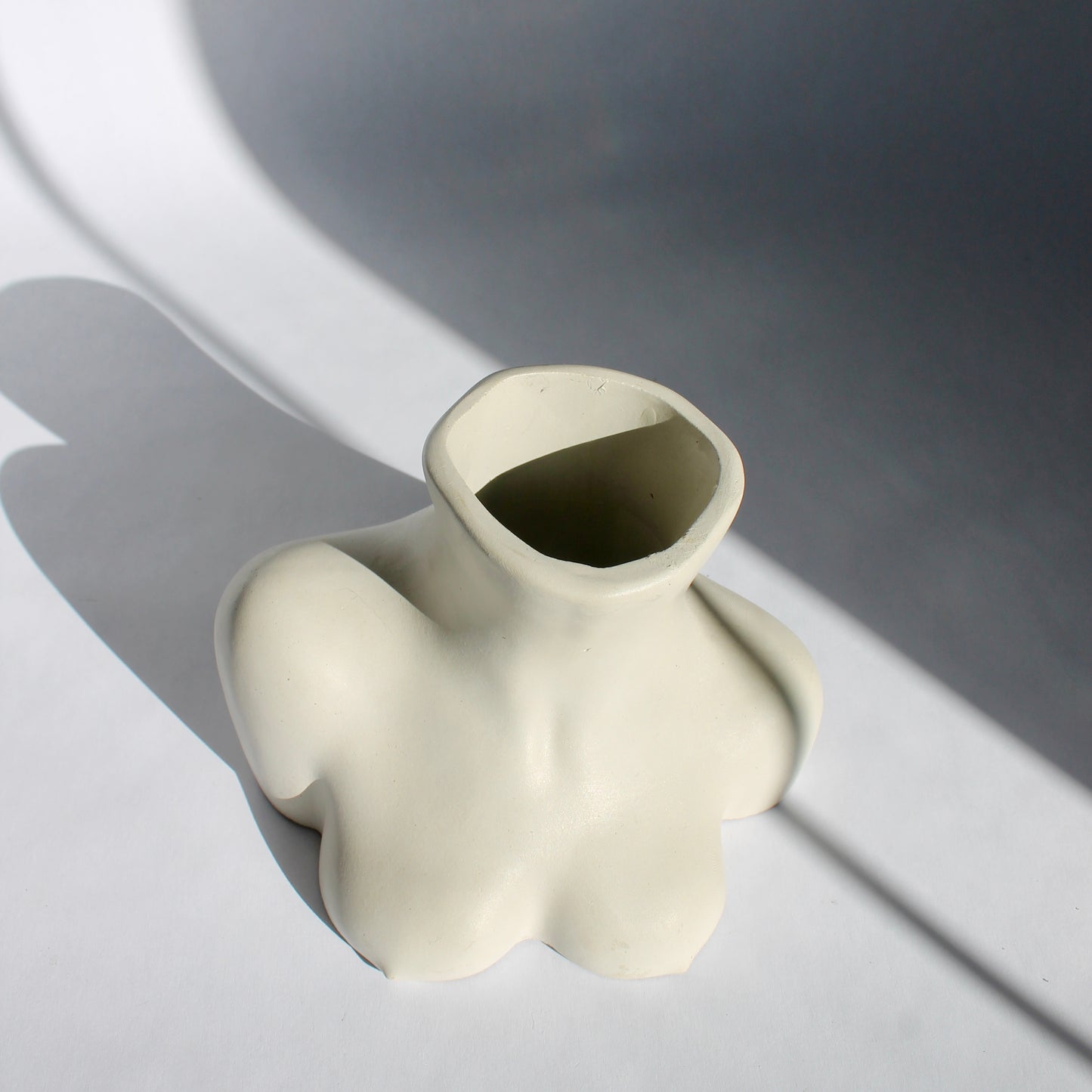Vivian Vase