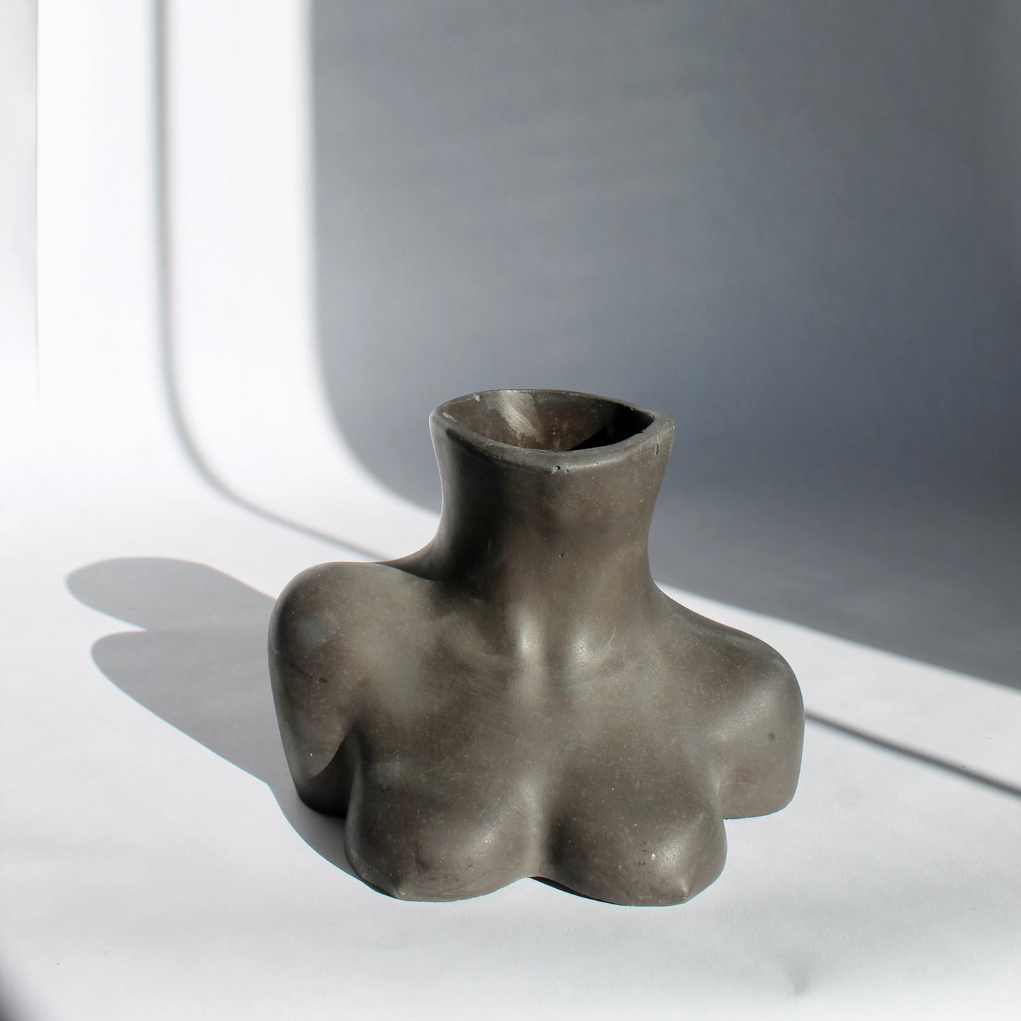 Vivian Vase
