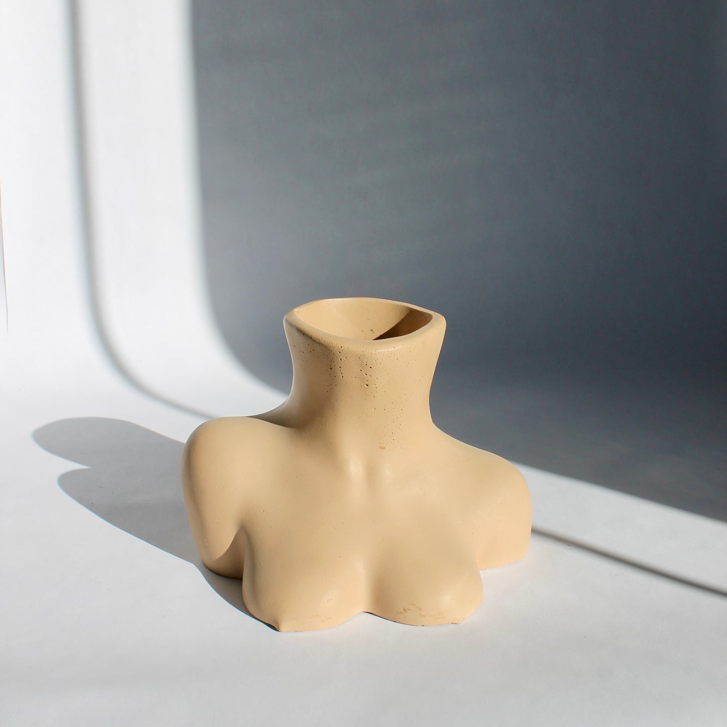 Vivian Vase