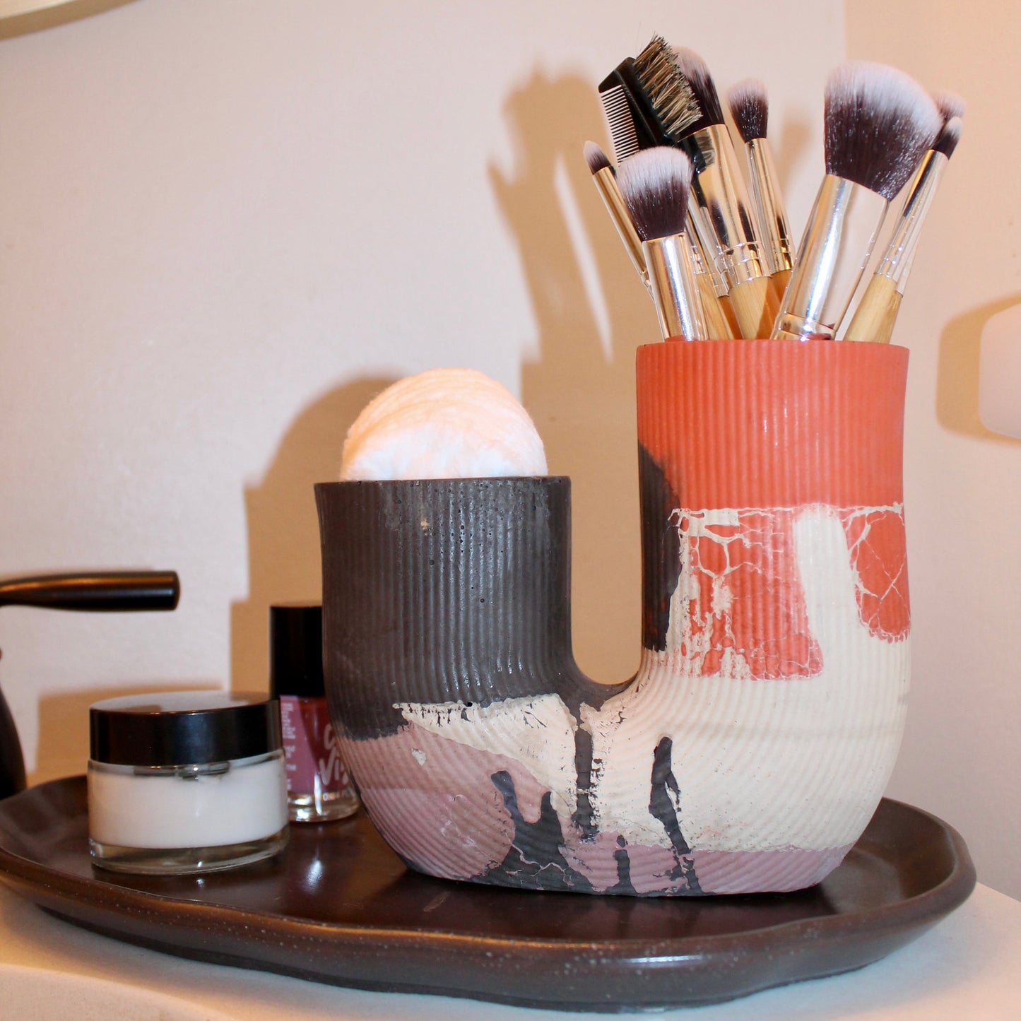 Costa Vase 050