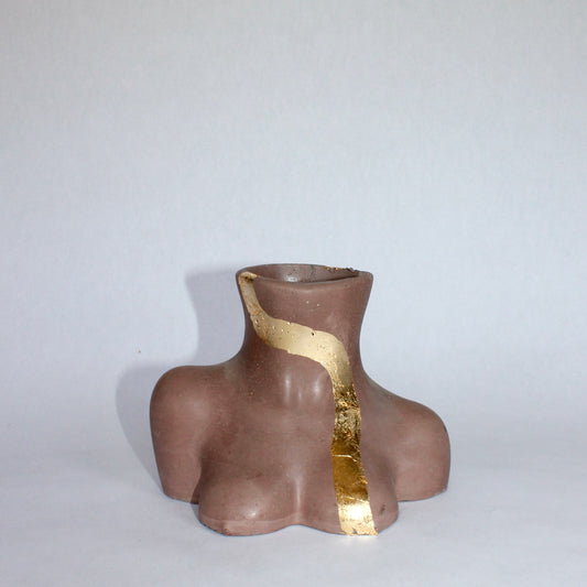 Perfectly Imperfect Vivian Vase 004