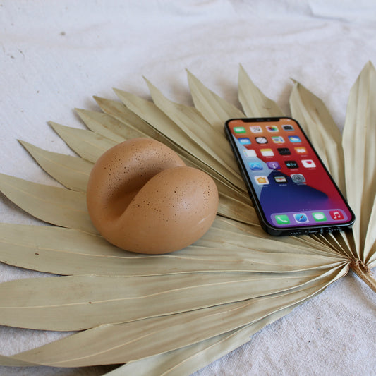 Bao Bun Phone Holder